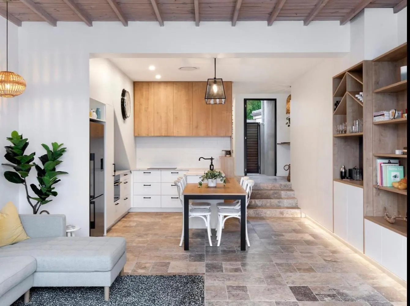 Serene Riverside Escape, Noosa Heads